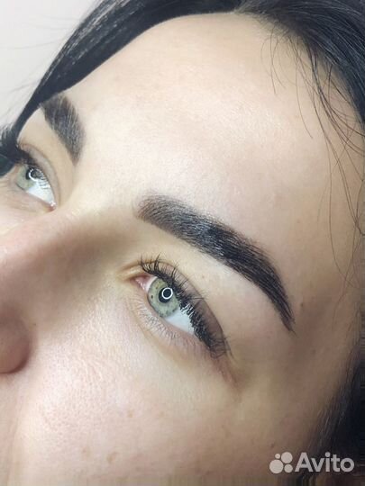 Мастер бровист