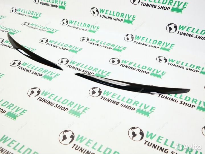 Реснички BMW 3 E90 M3 E92 E93 черные