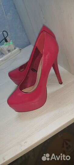 Туфли и босоножки 38 размера