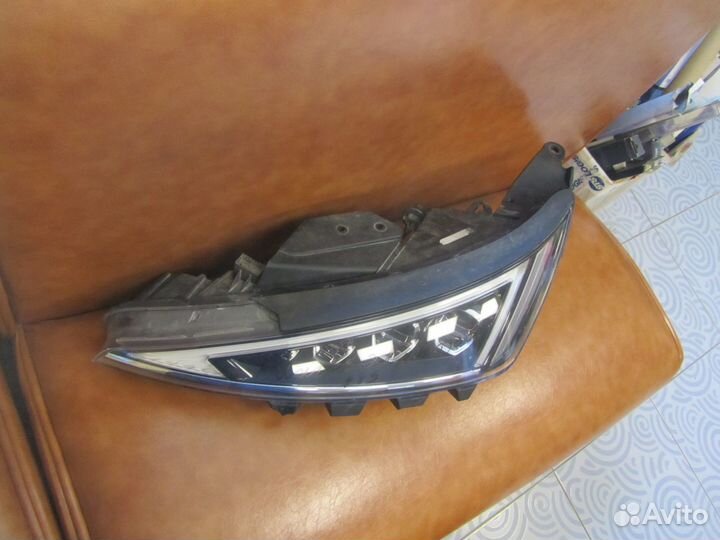 Фара левая правая светодиодная Hyundai Elantra 6