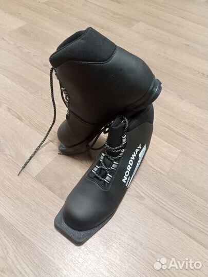 Лыжные ботинки Nordway 42