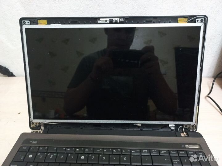 Ноутбук asus x53u