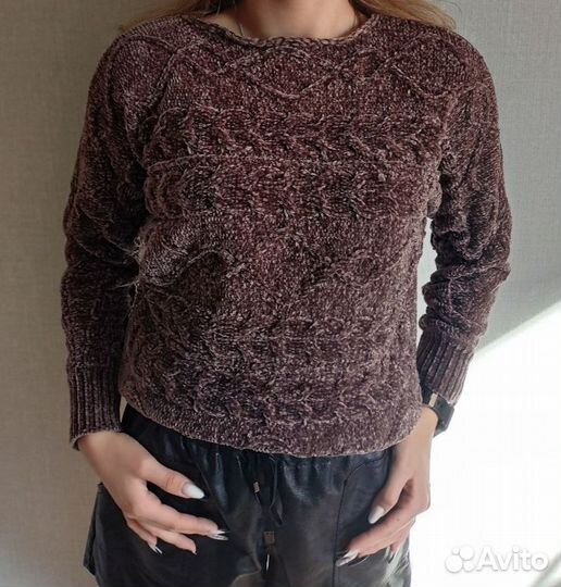 Свитер женский