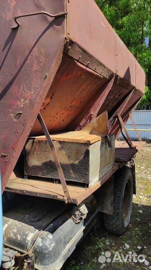 Бункер Агроживмаш ЗСК-10ПТ, 1987