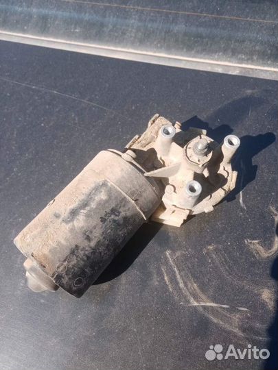 Моторчик дворников передний Volkswagen Jetta 2