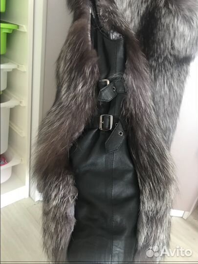 Меховой жилет из чернобурки