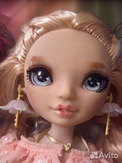 Кукла Rainbow high victoria