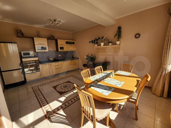 4-к. квартира, 120 м², 5/6 эт.