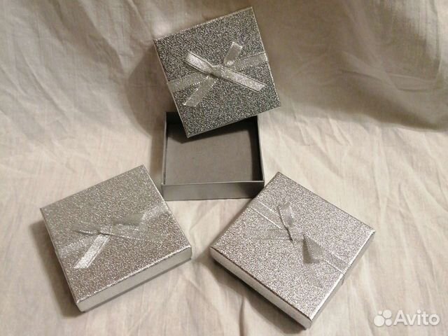 Коробка подарочная новая (цена за 3 шт)