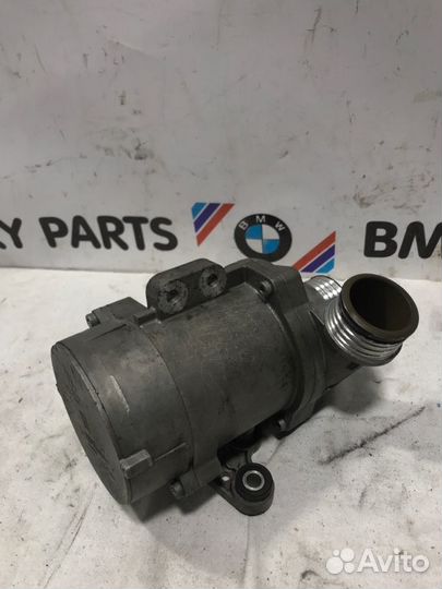 Помпа Bmw 5 F10 N52B30A