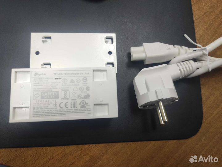 Passive Poe адаптер Tp-link tl-poe2412g