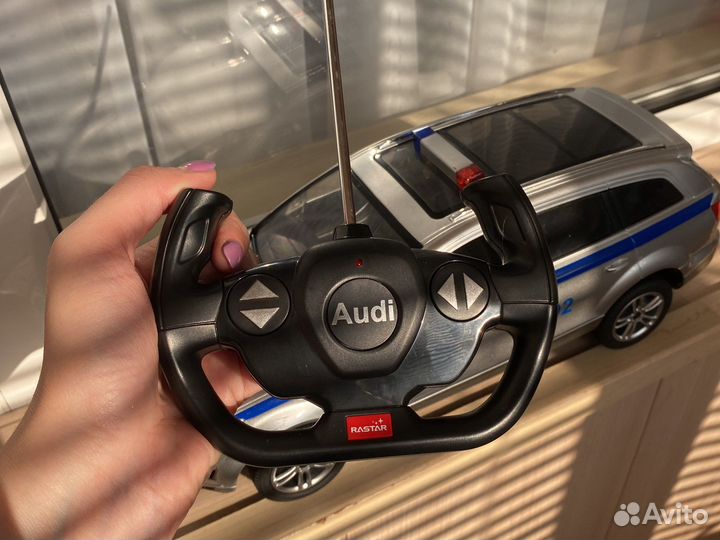 Машинка на радиоуправлении