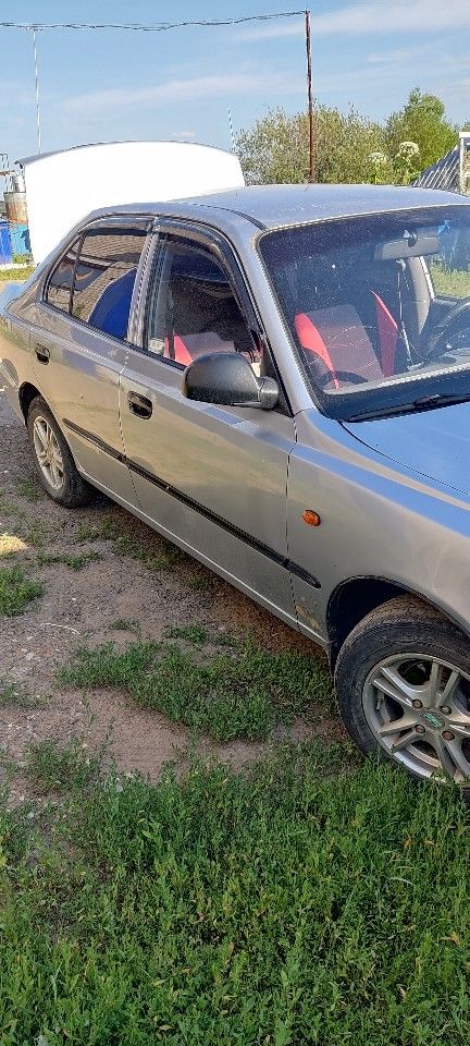 Hyundai Accent: фото владельца