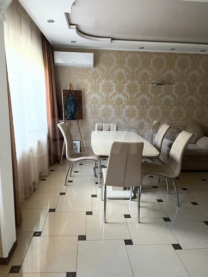 3-к. квартира, 70 м², 2/5 эт.