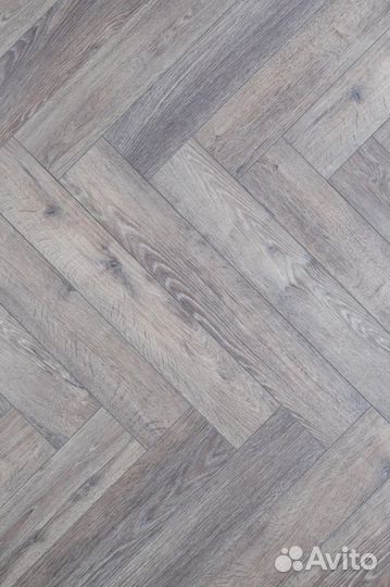 Кварцвиниловый ламинат