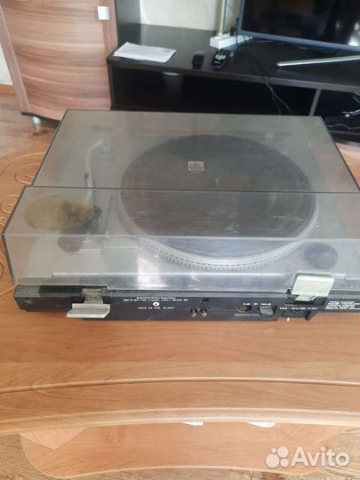 Проигрыватель винила (запчасти)