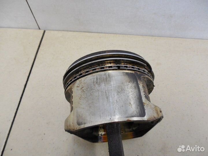 Поршень с шатуном Avensis I 1997-2003