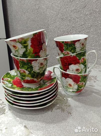 Чайный сервиз, набор чашек