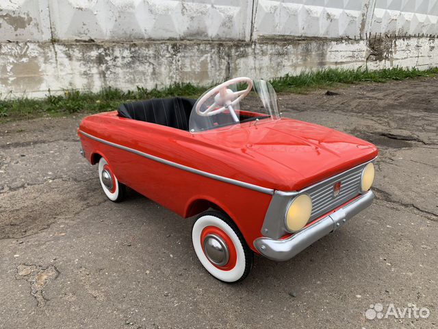 Педальный Москвич второй серии