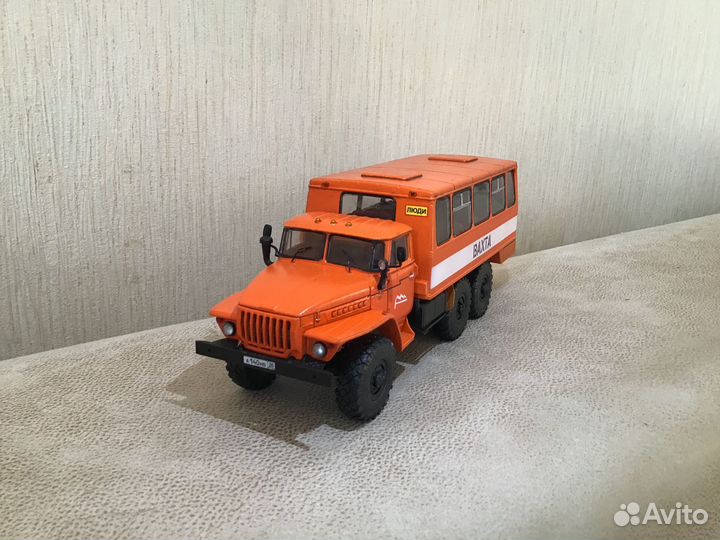 Масштабные модели грузовиков 1:43