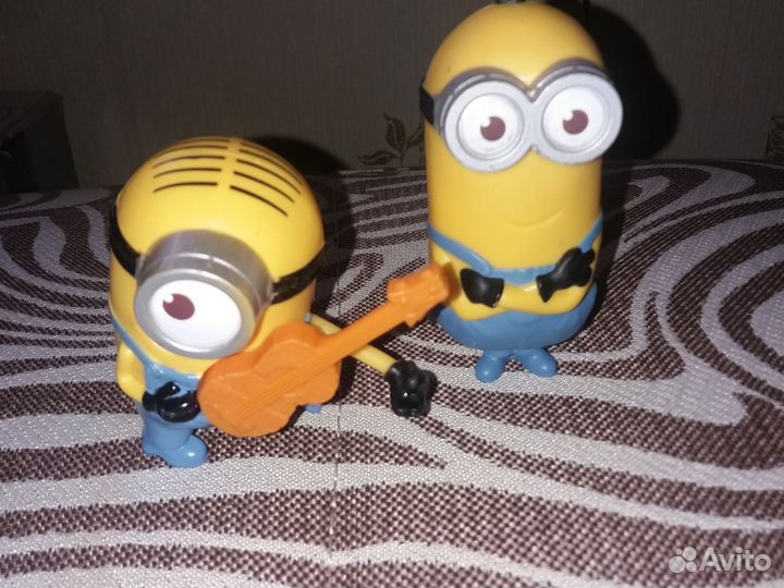 Миньоны из макдональдса