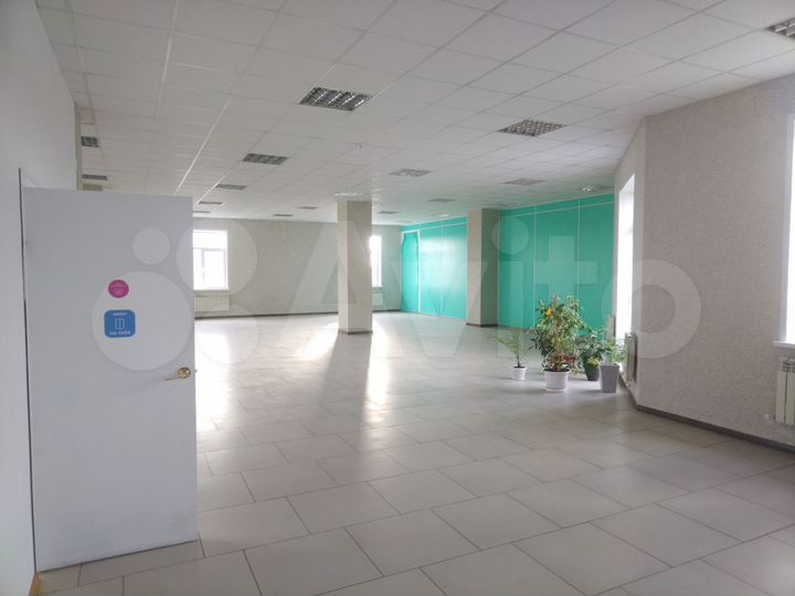 Торговая площадь, 400 м²