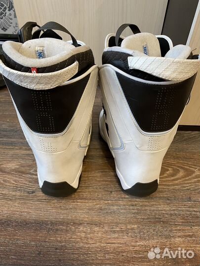 Сноубордические ботинки 40,5