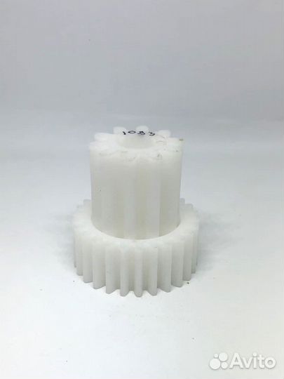 Шестеренка мясорубки Kenwood малая KW650738