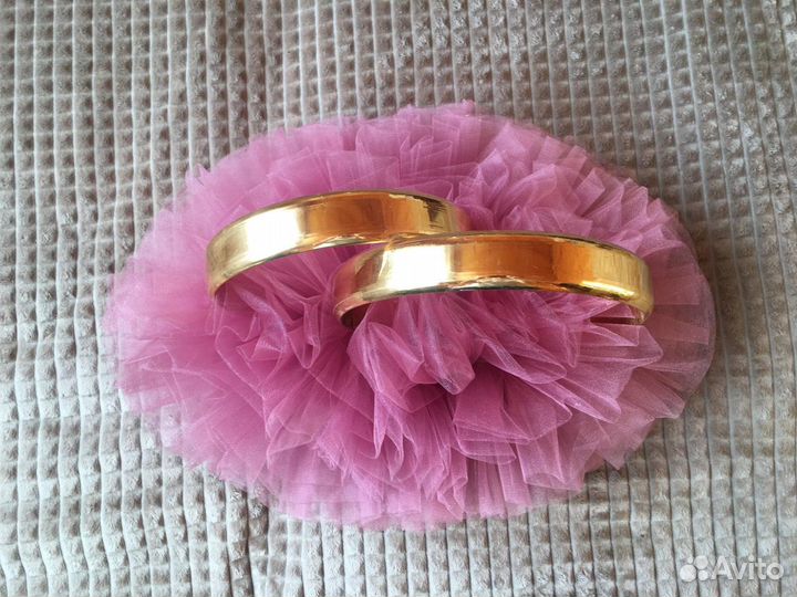 Свадебные кольца на машину