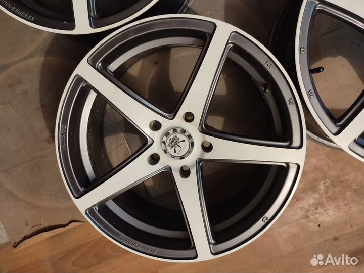 Комплект литья R17, 5*115, 70.2 