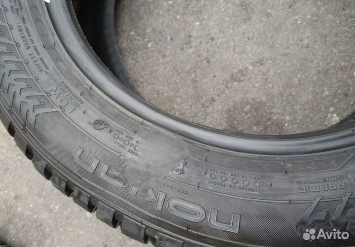 Nokian Tyres Hakkapeliitta 8 SUV 215/60 R17 100T