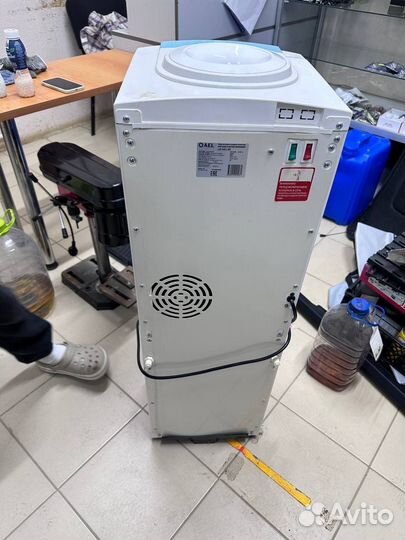 Напольный кулер для воды AEL LD-AEL-58
