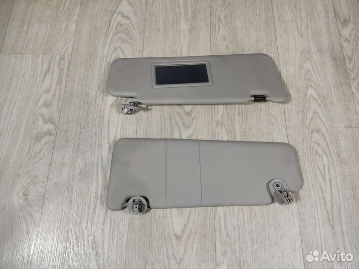 Renault Sandero 1 козырек солнцезащитный