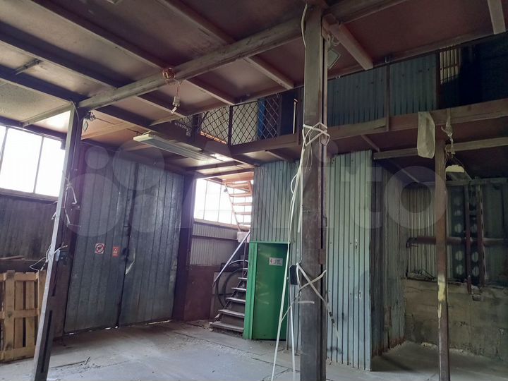 Производство, 300 м²