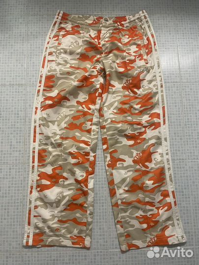 Женские спортивные вещи Adidas