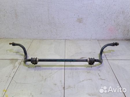 Стабилизатор передний