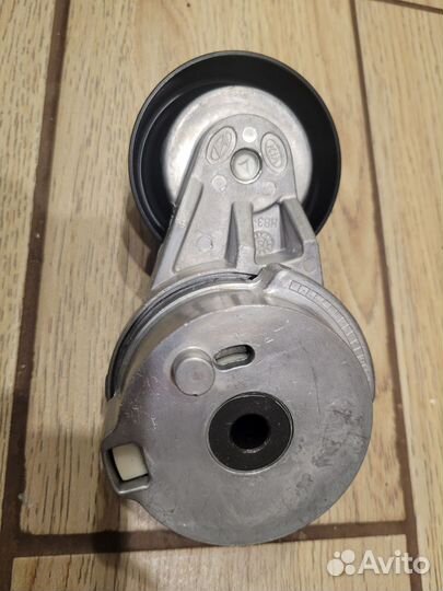 Натяжной механизм с роликом для kia cerato 2 1.6