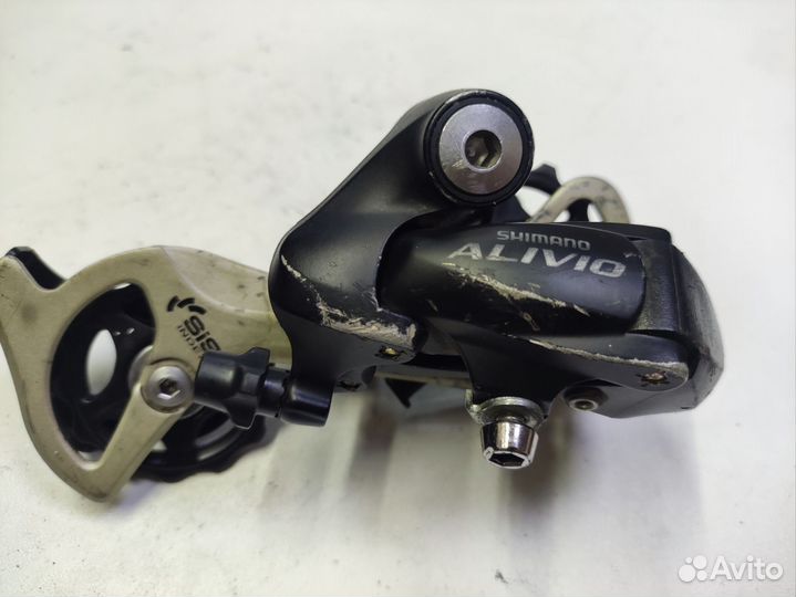 Задний переключатель Shimano Alivio RD-M410