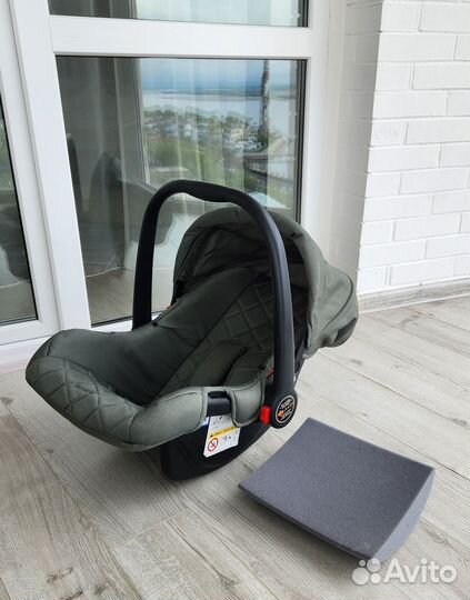 Коляска Luxmom 780 3 в 1