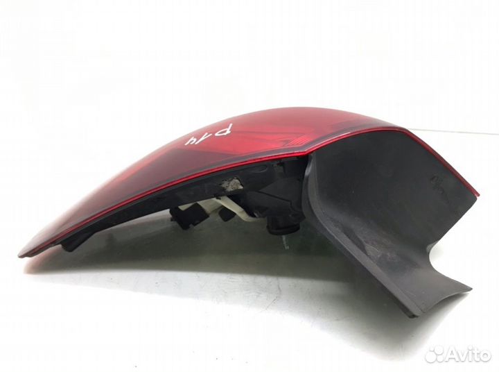 Фонарь задний правый Opel Astra J 2.0 cdti 2012