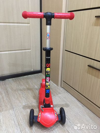 Самокат детский трехколесный