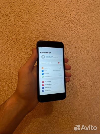 Телефон iPhone 8 plus