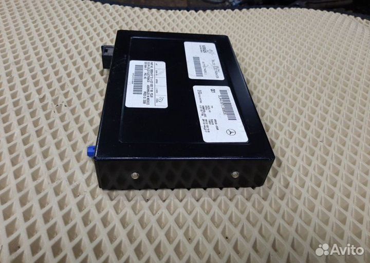 Спутниковое радио блок усилителя Mercedes-Benz