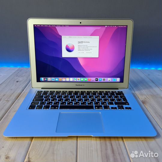 Ультрабук Apple MacBook Air 13.3
