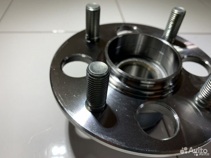 Ступица задняя Honda Jazz 02-08 Оригинал