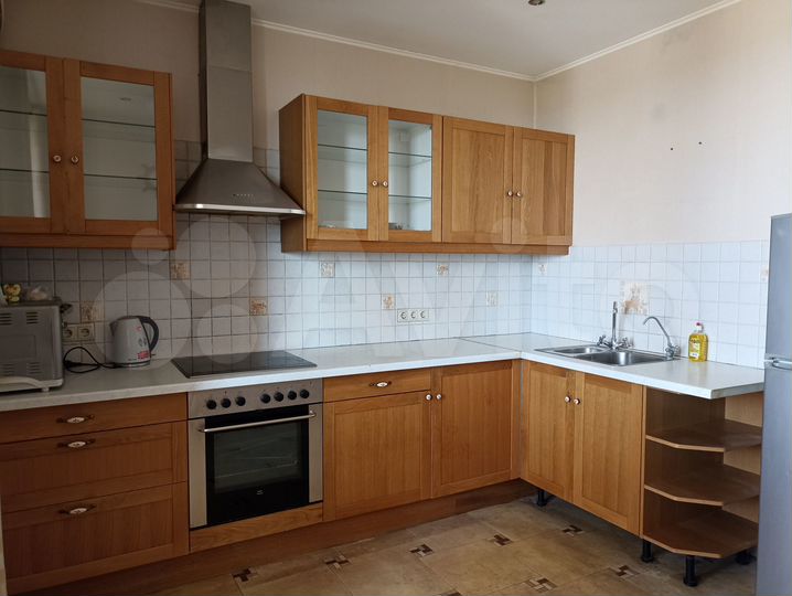 2-к. квартира, 60 м², 10/11 эт.
