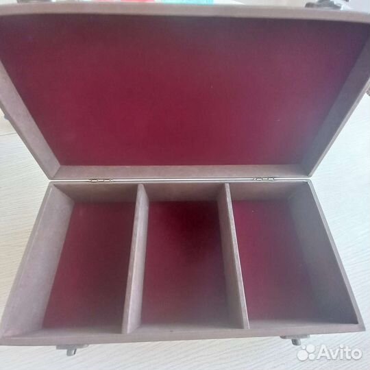 Коробка деревянная подарочная