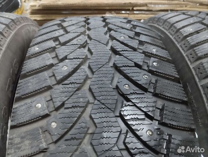 Pirelli Formula Ice 235/60 R18