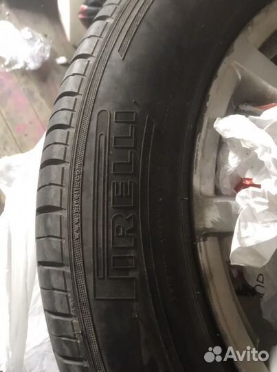 R18 Pirelli P Zero Rosso 235/60, PCD 5x112 DIA 66.6