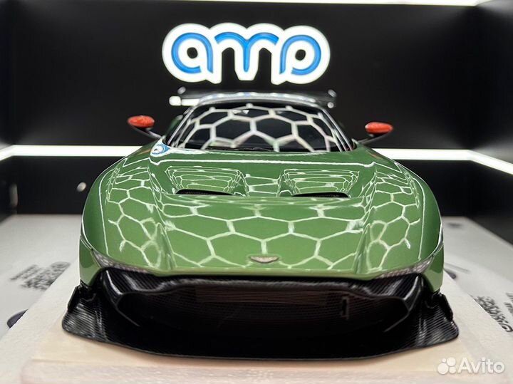 Autoart Aston Martin Vulcan (70263) 1:18